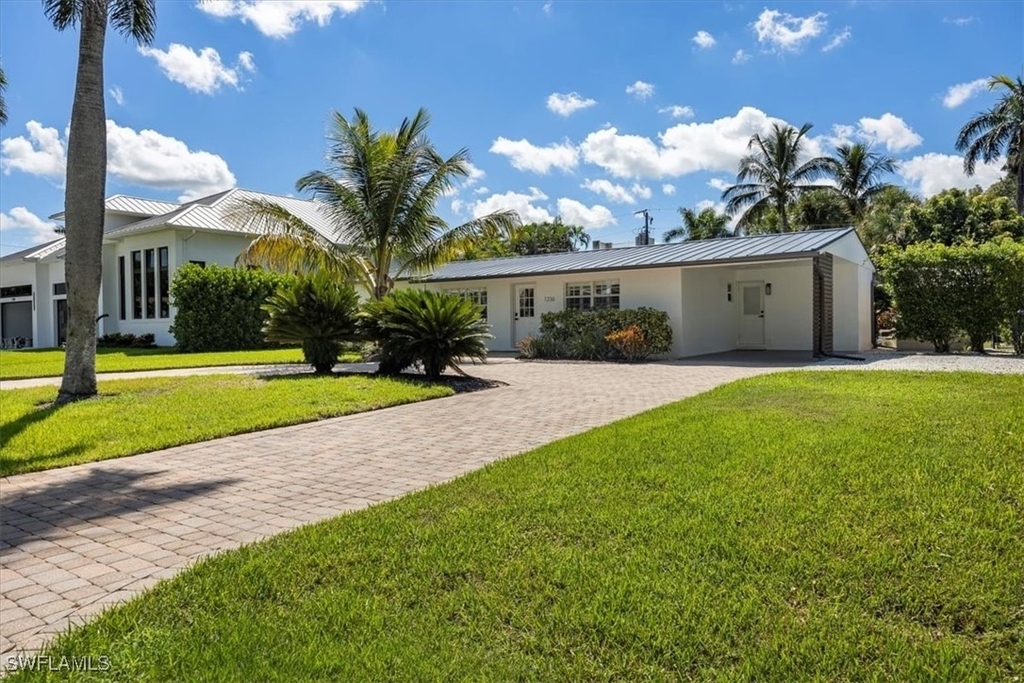 1236 13th Avenue N - Photo 1