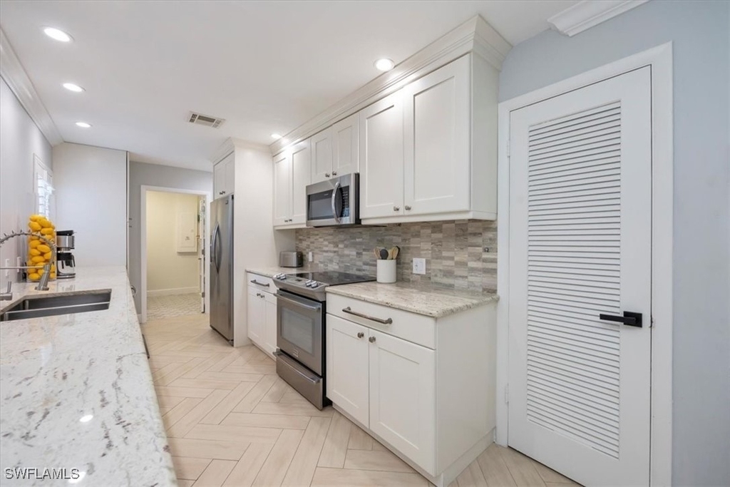 1236 13th Avenue N - Photo 8