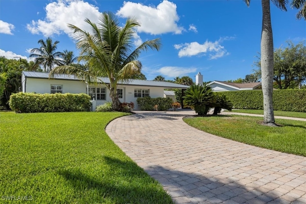 1236 13th Avenue N - Photo 0
