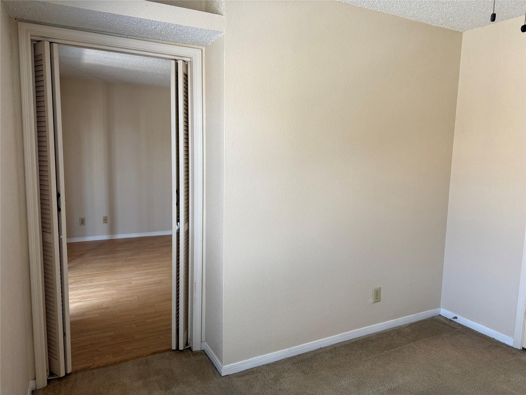 2121 Hepburn Street - Photo 15
