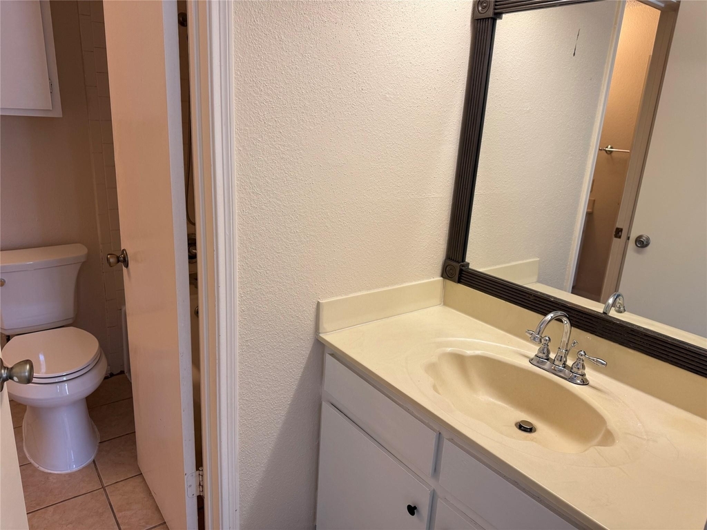 2121 Hepburn Street - Photo 20