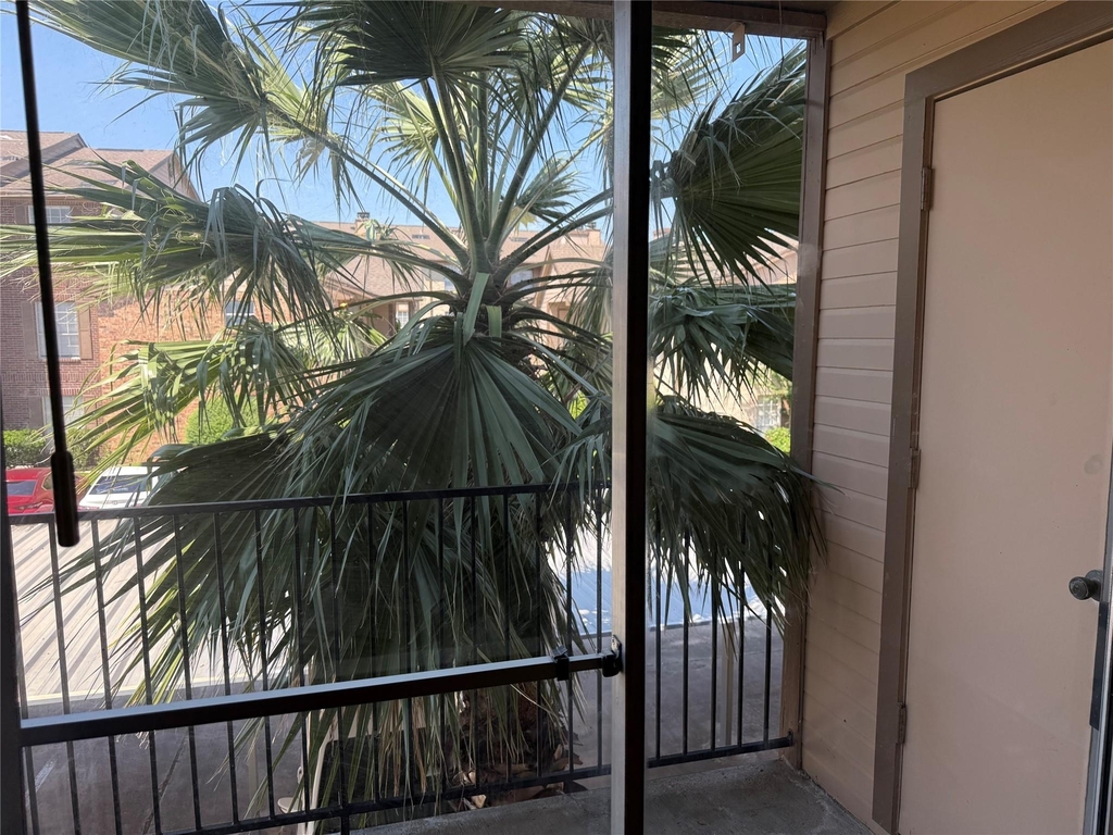 2121 Hepburn Street - Photo 23