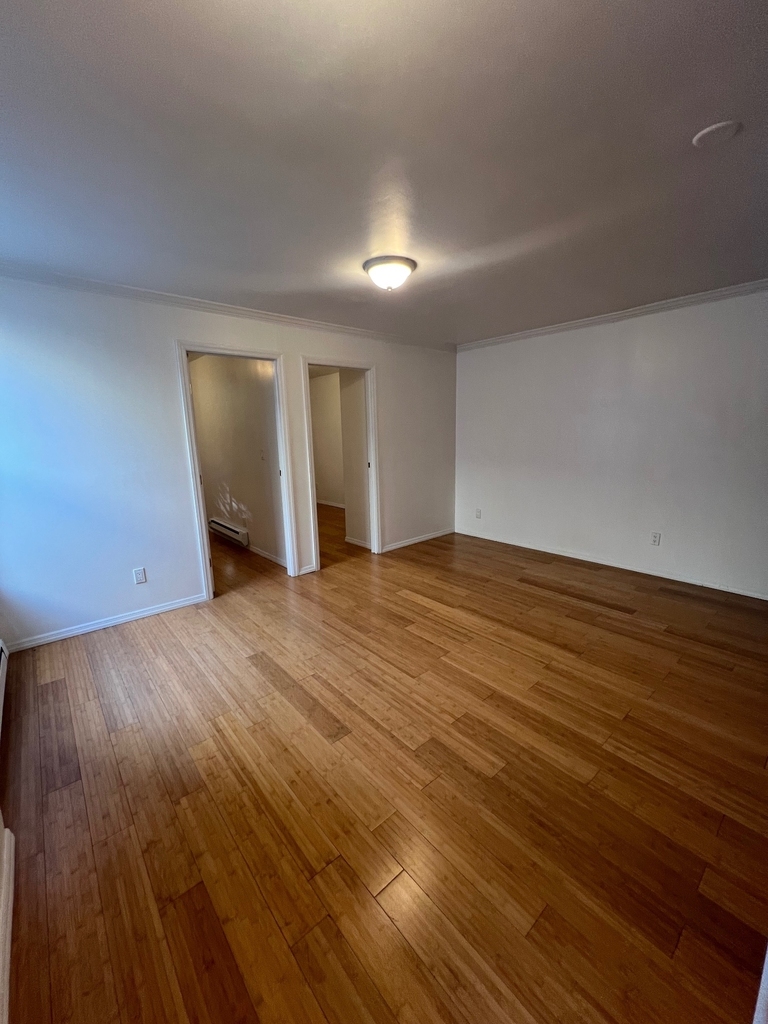 1928 Pacific Street - Photo 2