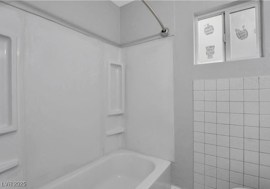239 W Cleveland Avenue - Photo 8