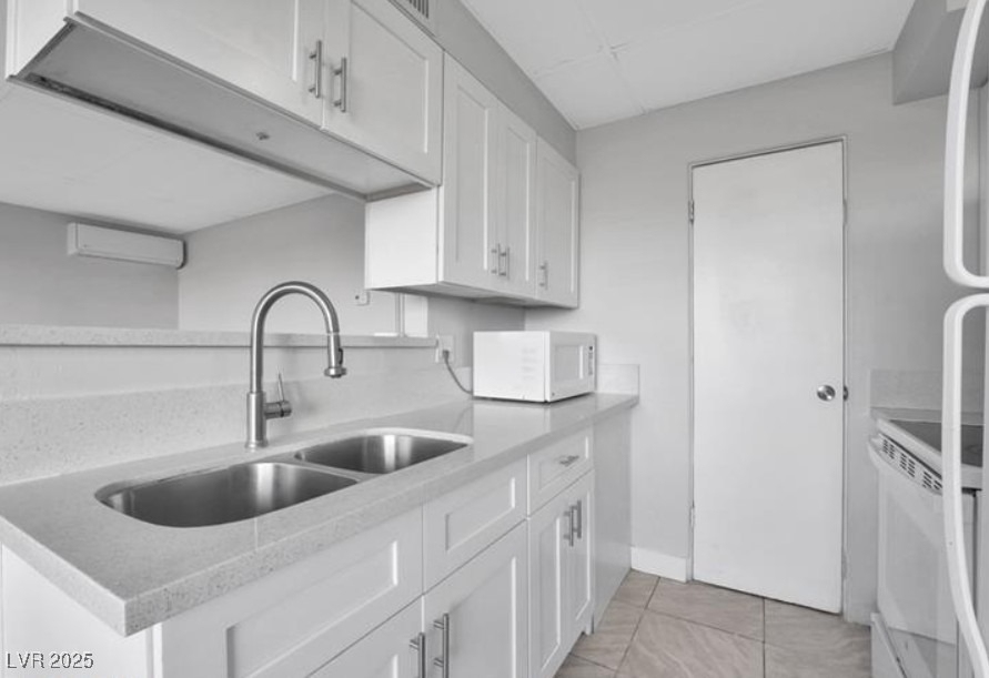 239 W Cleveland Avenue - Photo 3