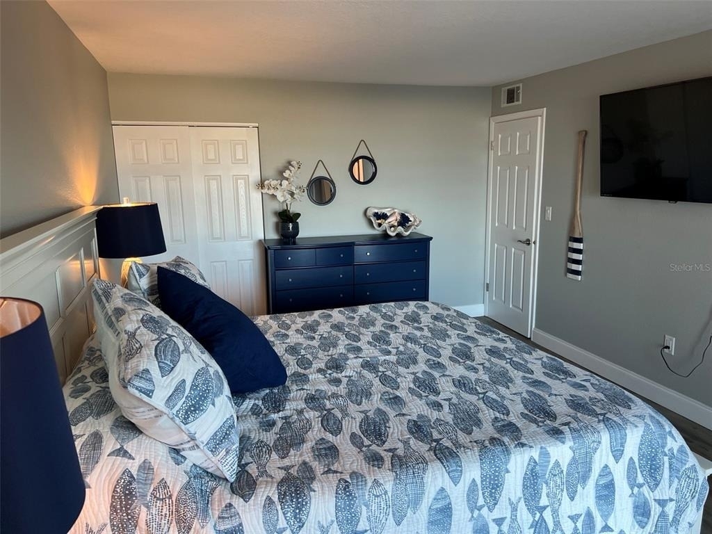 1270 Gulf Boulevard - Photo 12