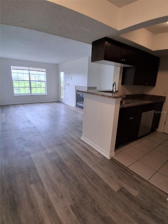 10200 Gandy Boulevard N - Photo 4