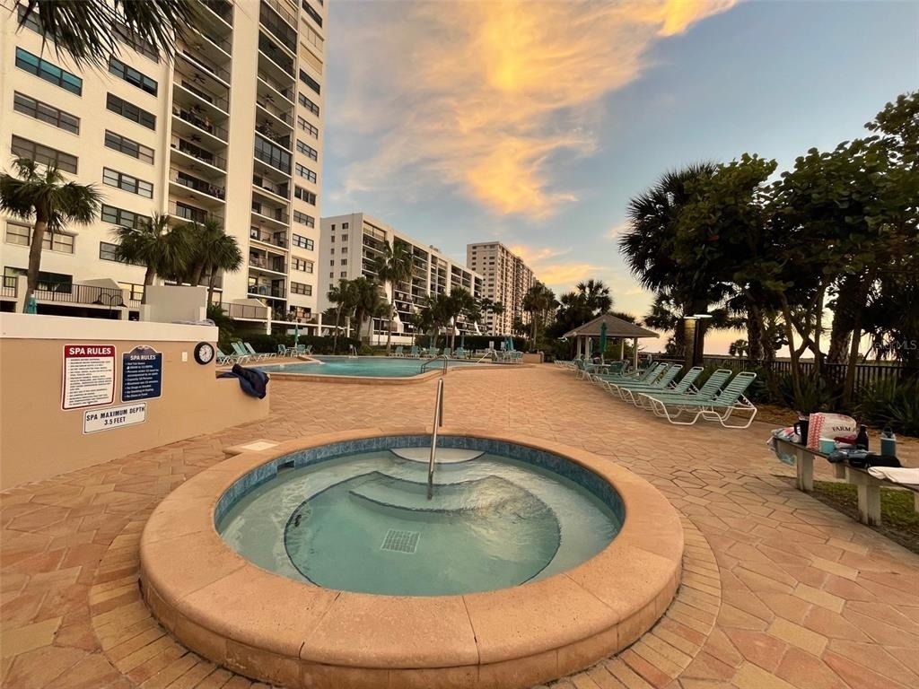1230 Gulf Boulevard - Photo 3