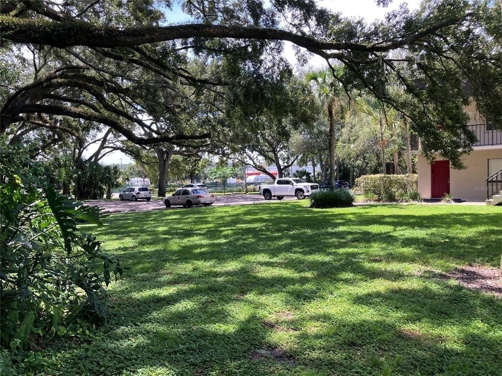 11703 Raintree Village Boulevard - Photo 3