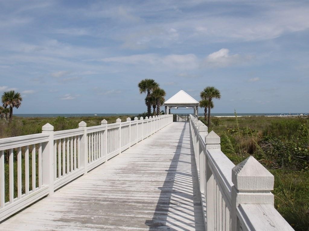 1180 Gulf Boulevard - Photo 8