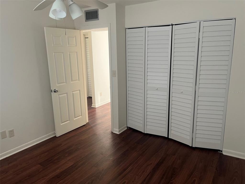 105 11th Avenue - Photo 7