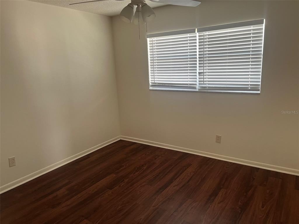 105 11th Avenue - Photo 6