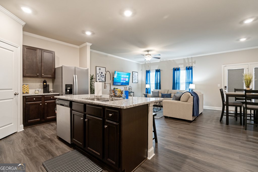 2029 Pinnacle Walk Drive - Photo 3