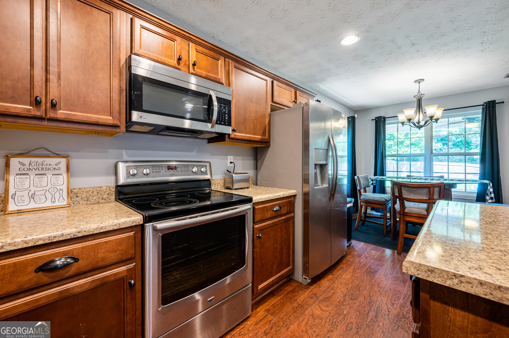 18 Larkspur Lane - Photo 8