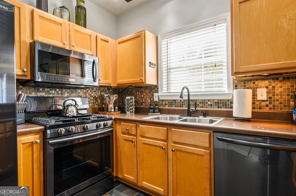 1431 Bay Overlook Drive - Photo 9