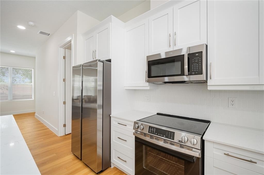 13614 N 22nd Street - Photo 16