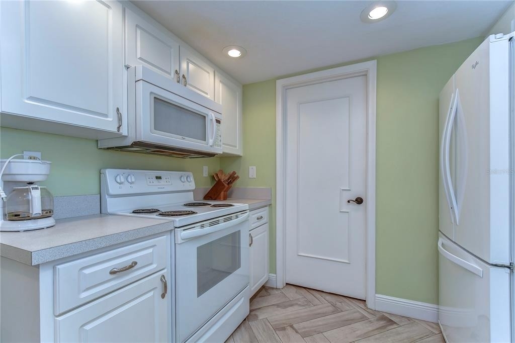 6322 Palma Del Mar Boulevard S - Photo 6