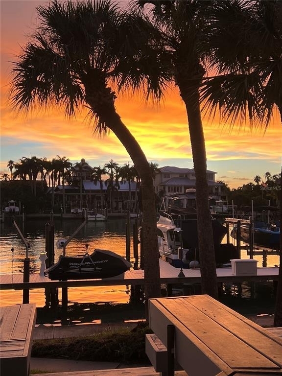 910 Pinellas Bayway S - Photo 3
