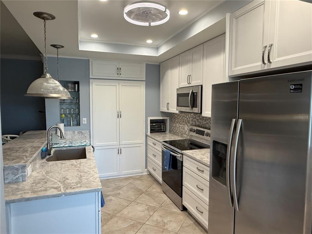 910 Pinellas Bayway S - Photo 7