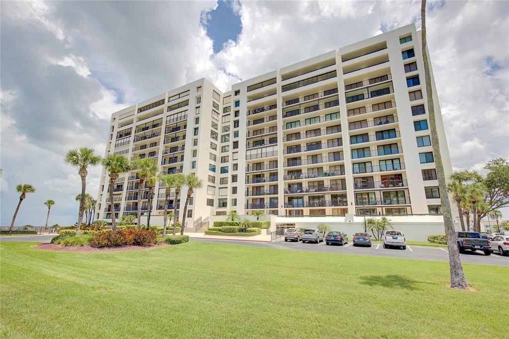 1460 Gulf Boulevard - Photo 0