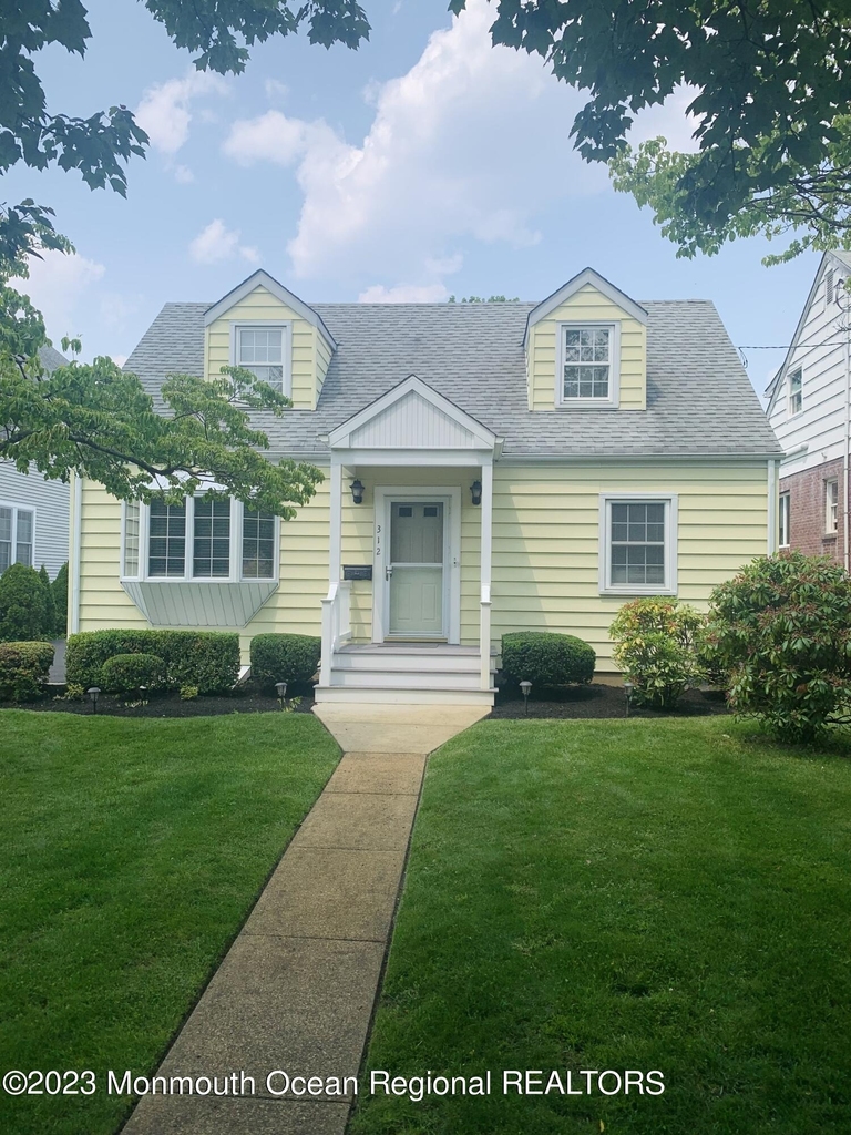312 Salem Avenue - Photo 16