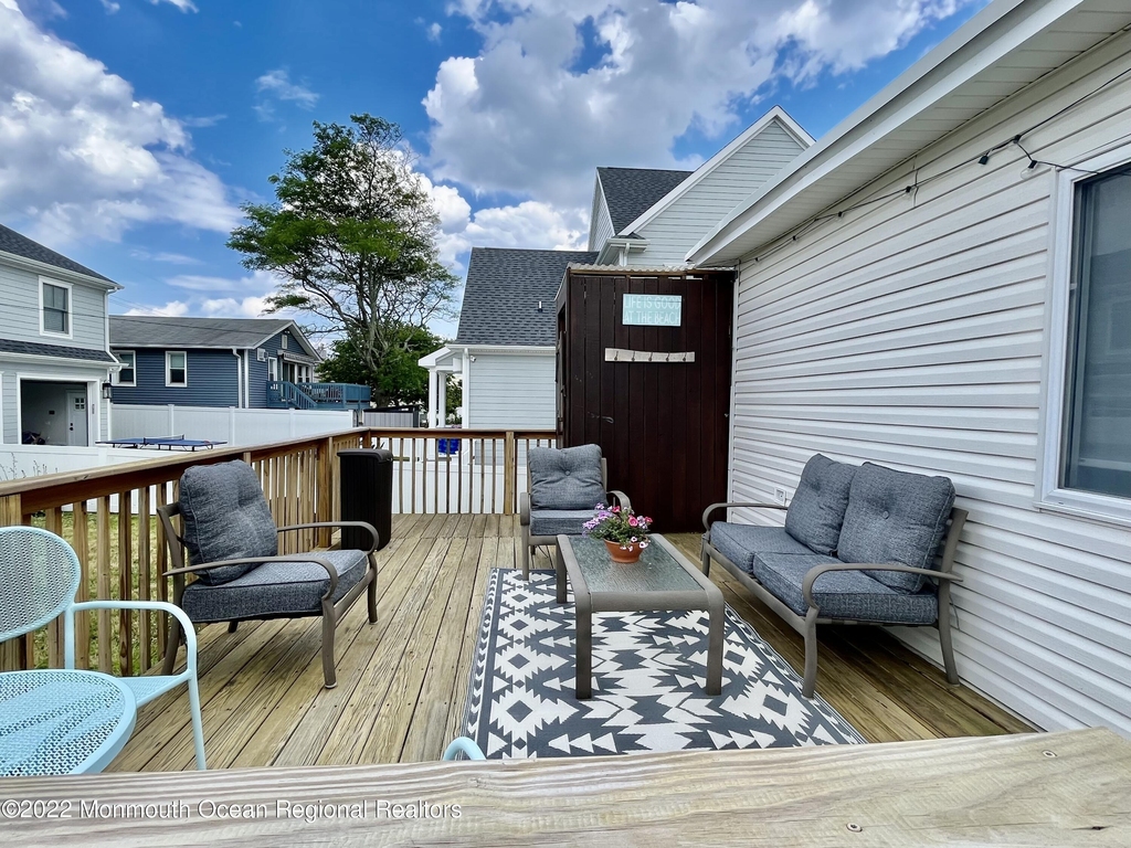 204 4th Avenue - Photo 17