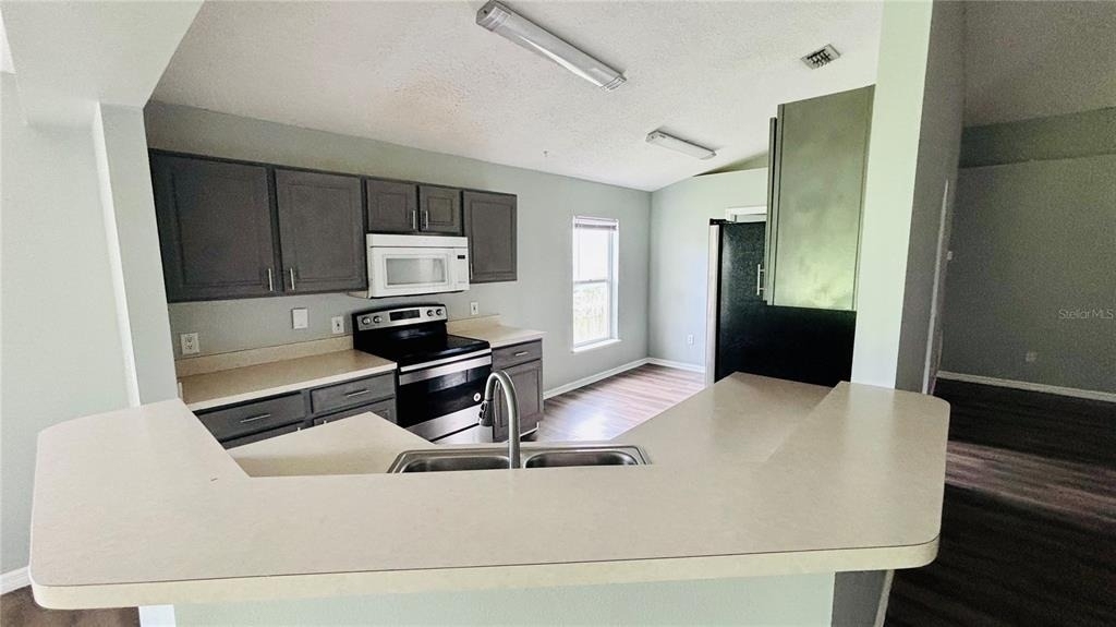 15937 Wilkinson Drive - Photo 3