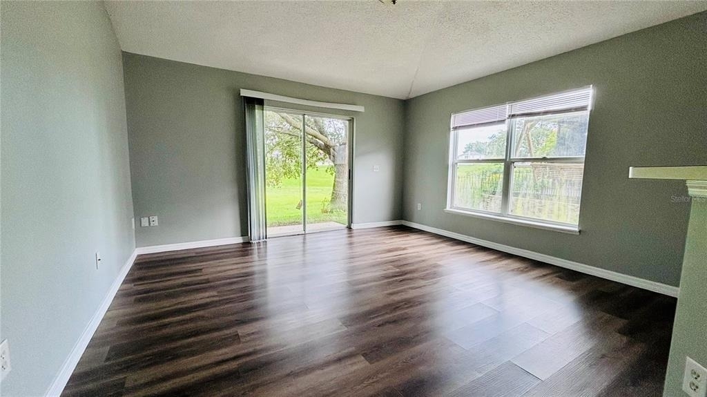 15937 Wilkinson Drive - Photo 2