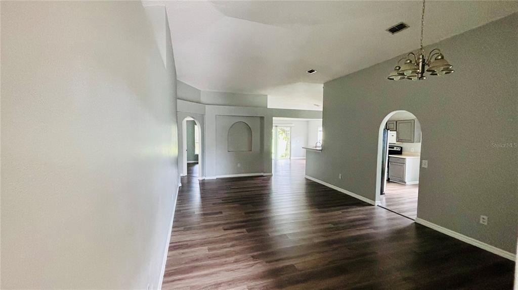 15937 Wilkinson Drive - Photo 4