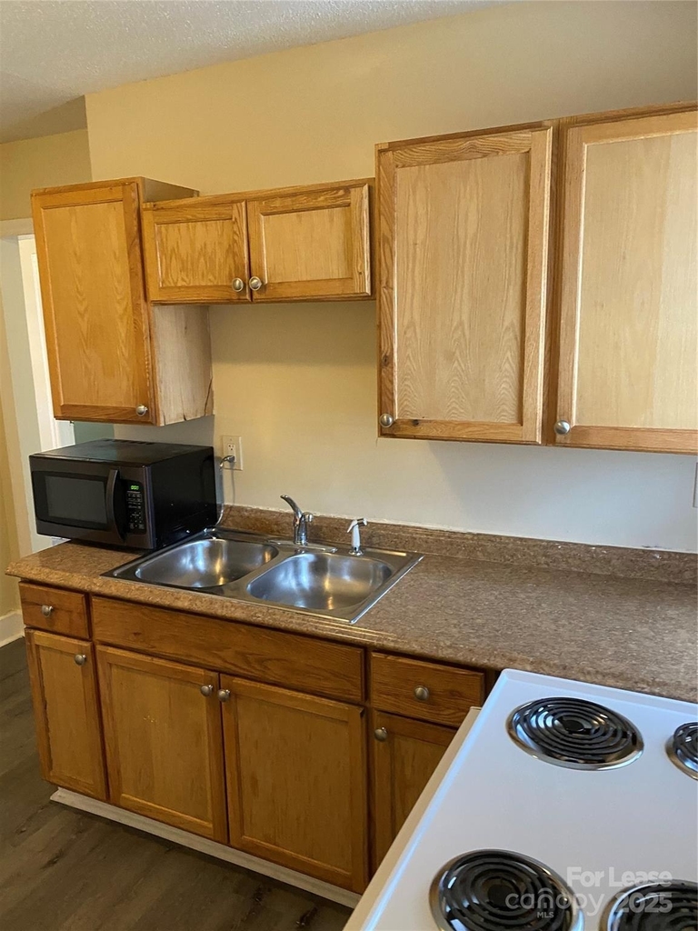 3100 Zircon Street - Photo 7