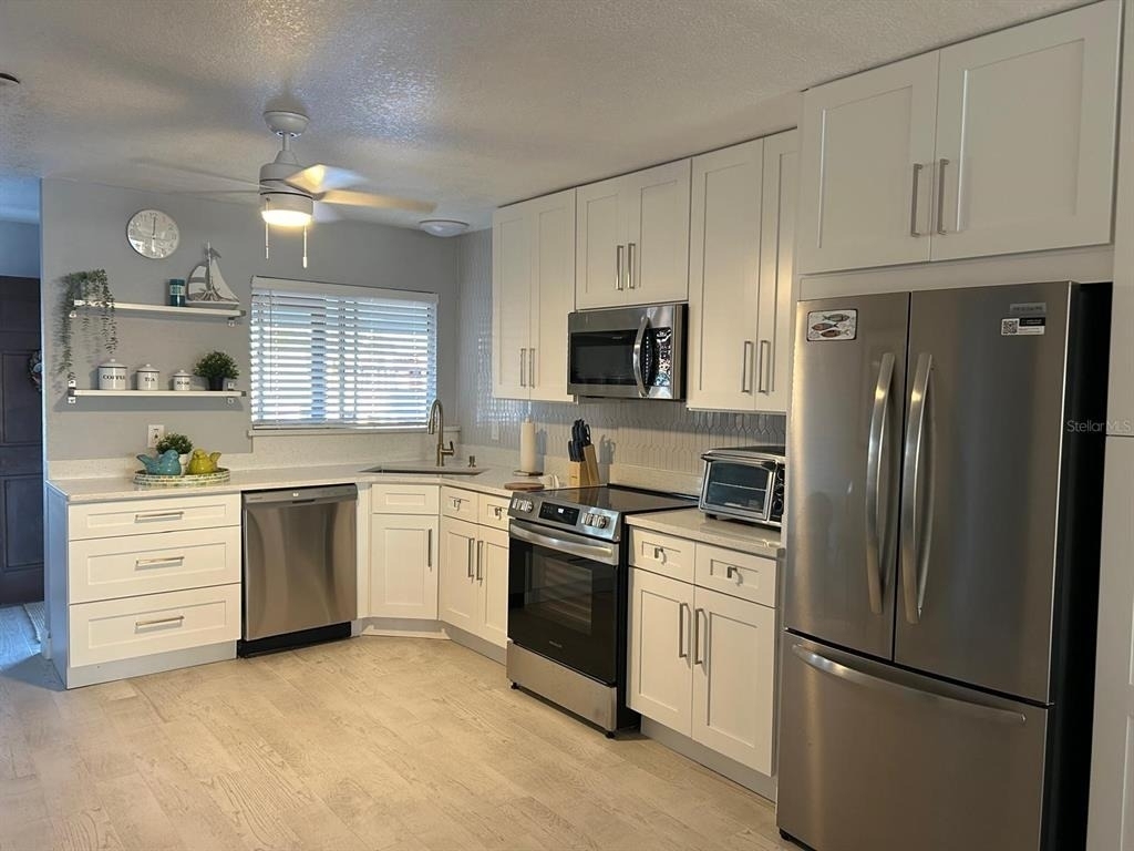 1008 Apollo Beach Boulevard - Photo 9