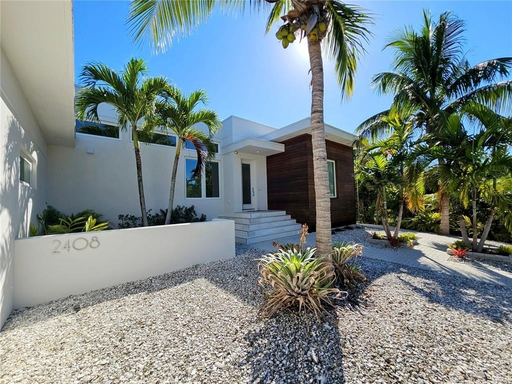 2408 Nassau Street - Photo 18