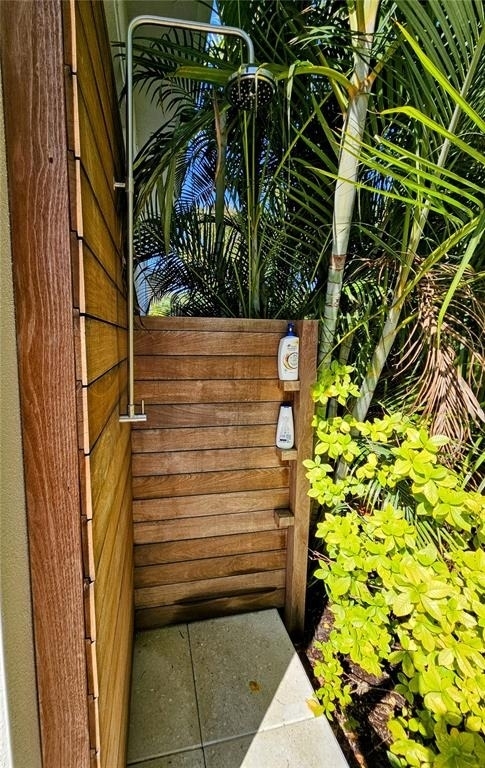 2408 Nassau Street - Photo 4