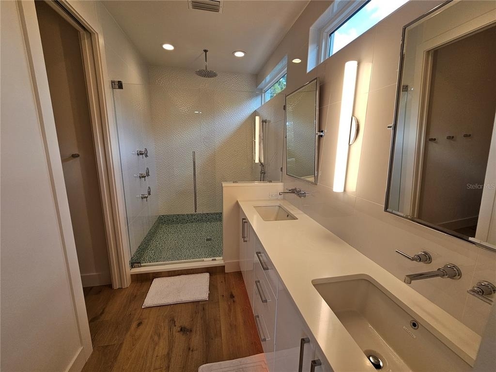 2408 Nassau Street - Photo 28