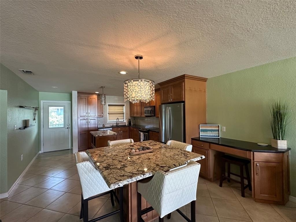 2100 N Peninsula Avenue - Photo 6