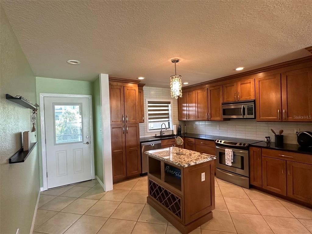 2100 N Peninsula Avenue - Photo 7