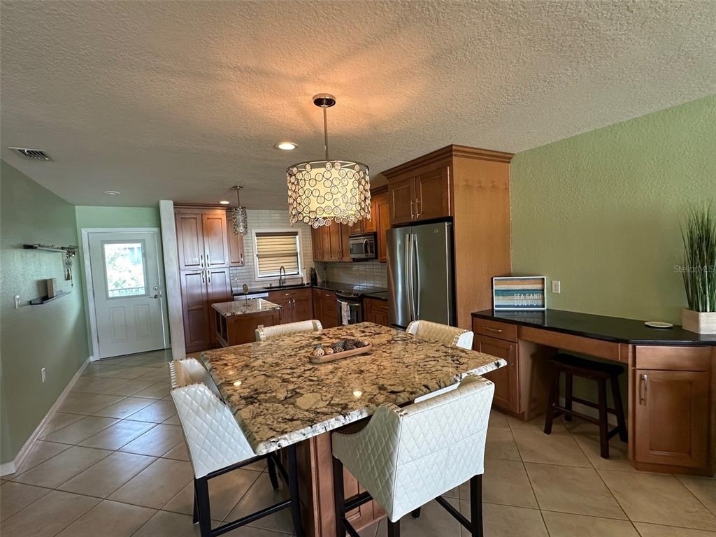 2100 N Peninsula Avenue - Photo 5