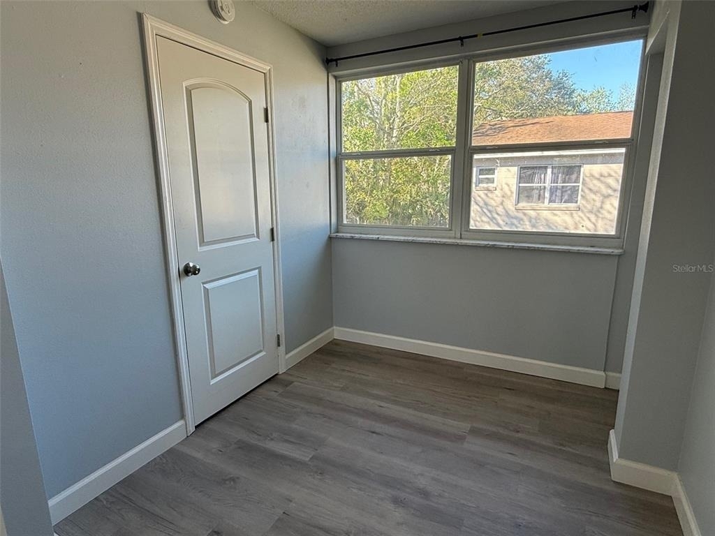 805 Louisville Street - Photo 8