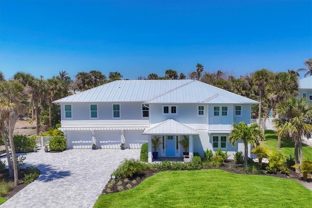 355 Barbarosa Street - Photo 0