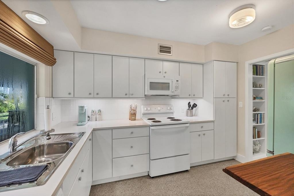 550 Gaspar Drive - Photo 16