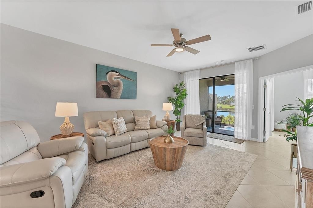 2049 Bonito Way - Photo 14