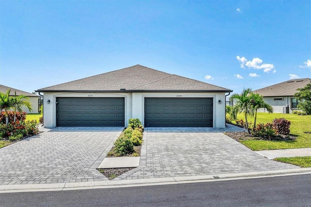 2049 Bonito Way - Photo 8