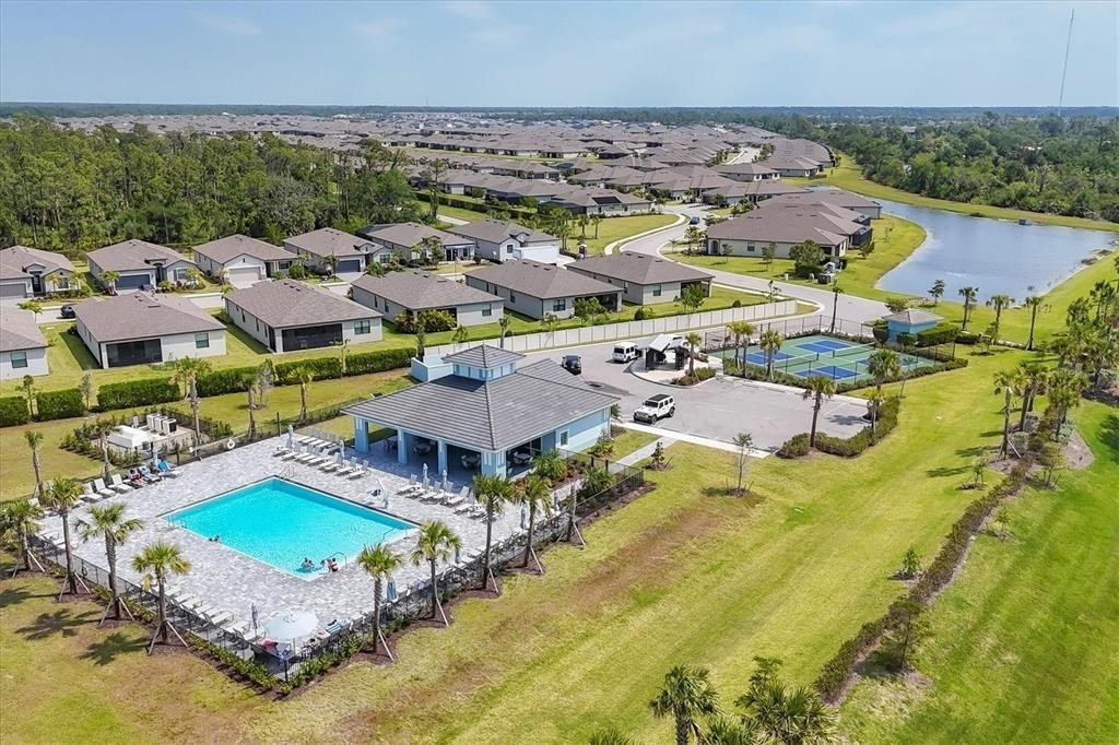 2049 Bonito Way - Photo 44