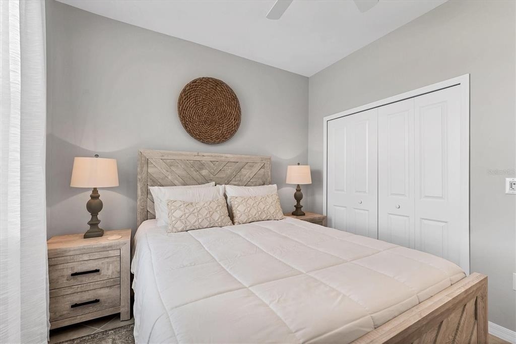 2049 Bonito Way - Photo 32