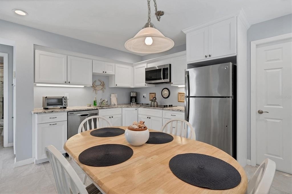 4010 40th Street W - Photo 31