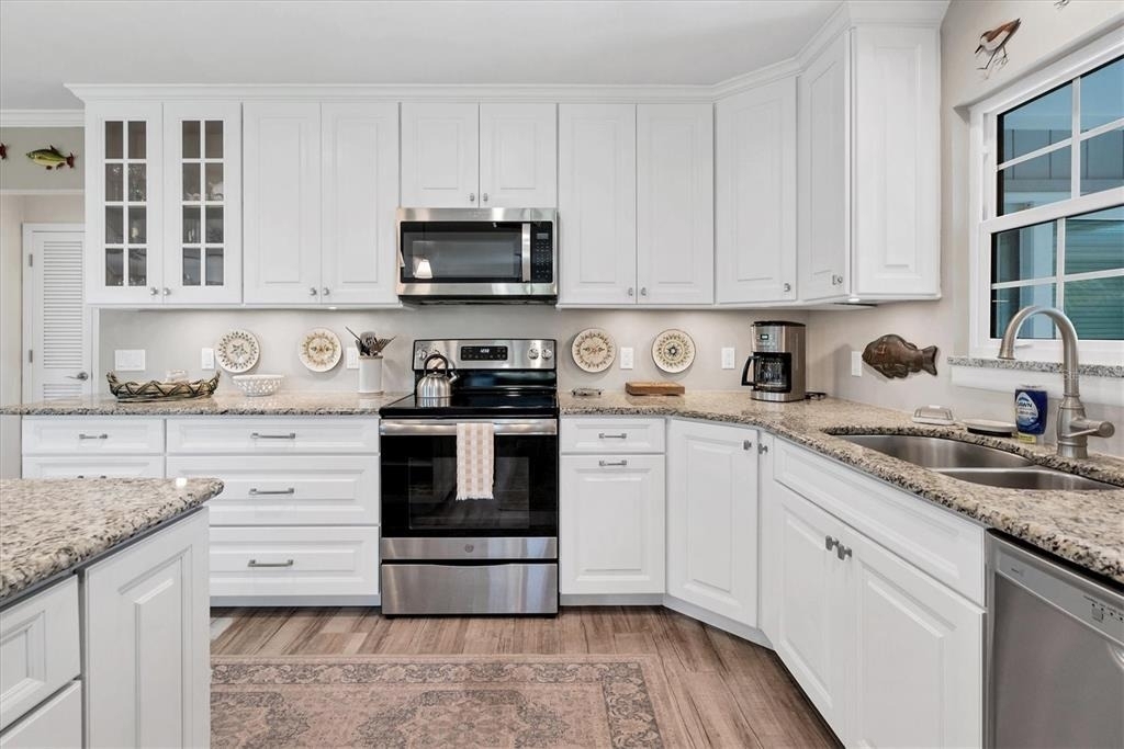 4010 40th Street W - Photo 15