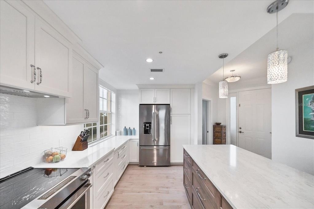 13113 Gasparilla Road - Photo 5