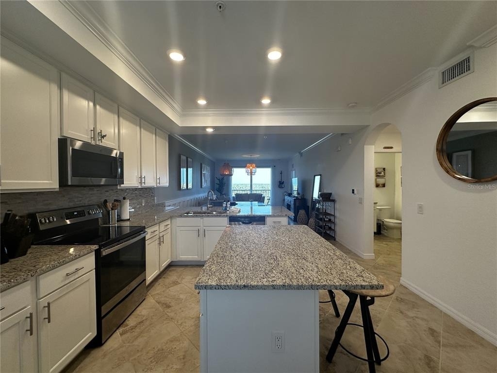 14091 Heritage Landing Boulevard - Photo 2