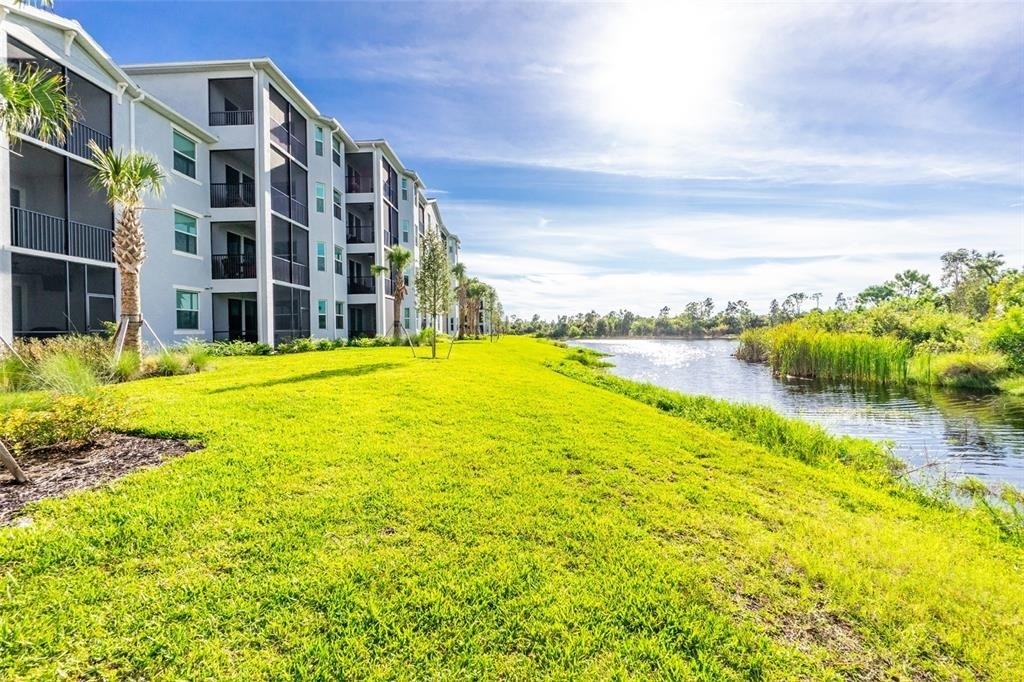 14141 Heritage Landing Boulevard - Photo 39