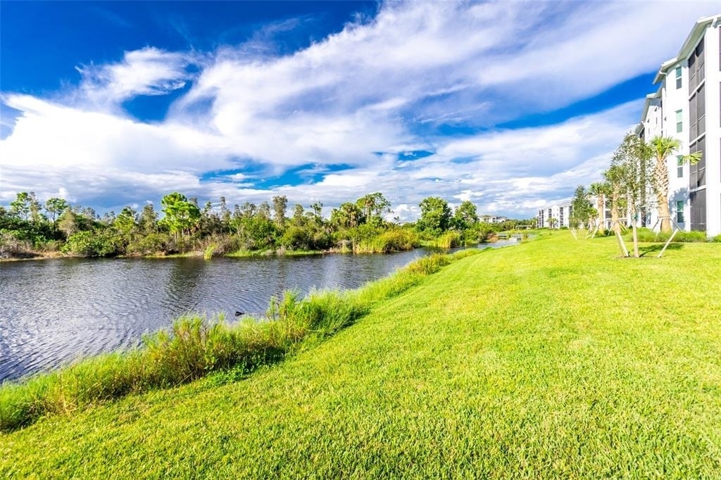 14141 Heritage Landing Boulevard - Photo 41